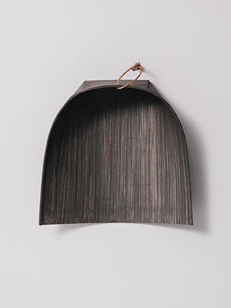 Paper Dustpan Black L