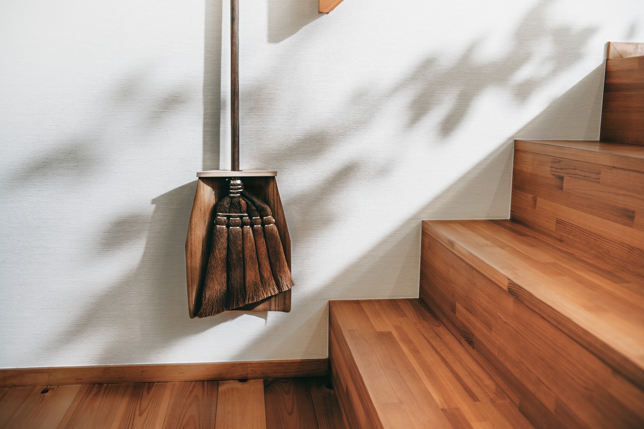TAKADA TAWASHI handcrafted natural SHURO brushes and brooms